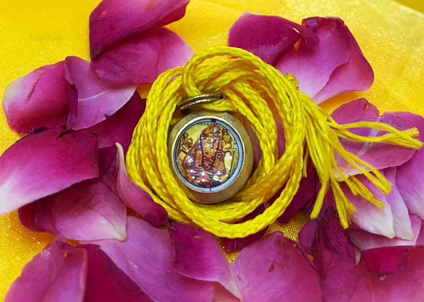 Brihaspati Yantra (Locket), 1.25 lac Brihaspati Mantras Abhimantrit