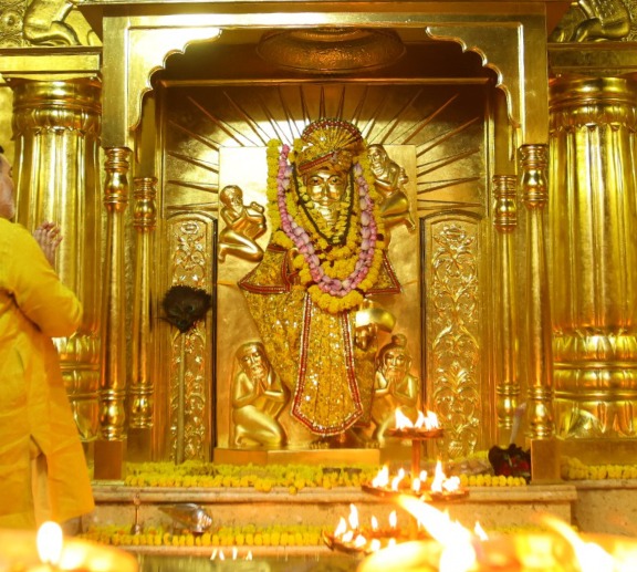 🪔 Thursday Maha Aarti — 6:30 PM IST